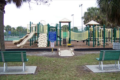 Consignment Shopspetersburg on Coquina Key Park Playground   St  Petersburg  Fl   Public Playgrounds