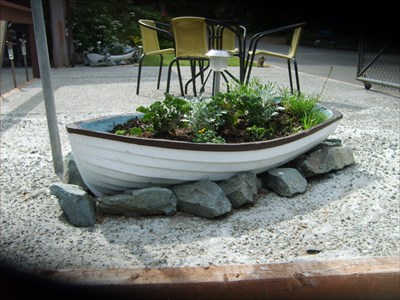 Found Boat planters | TuGBS