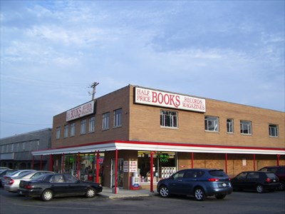  Furniture Stores Columbus Ohio on Half Price Books   Columbus  Ohio   Used Book Stores On Waymarking Com
