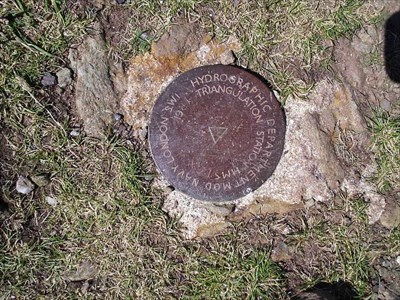 ADMIRALTY HYDROGRAPHIC DEPARTMENT LEVEL MARKER