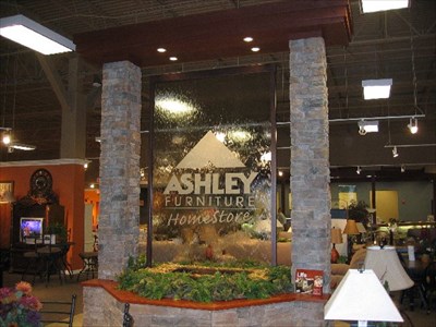 Furniture Stores on Fountain  Ashley Furniture Homestore Fairfield  Ca   Fountains On